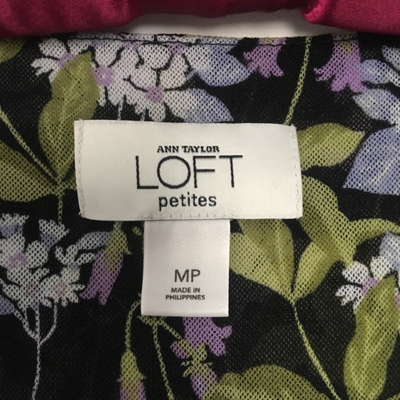 Anne Taylor Petites Top - Picture 3 of 4
